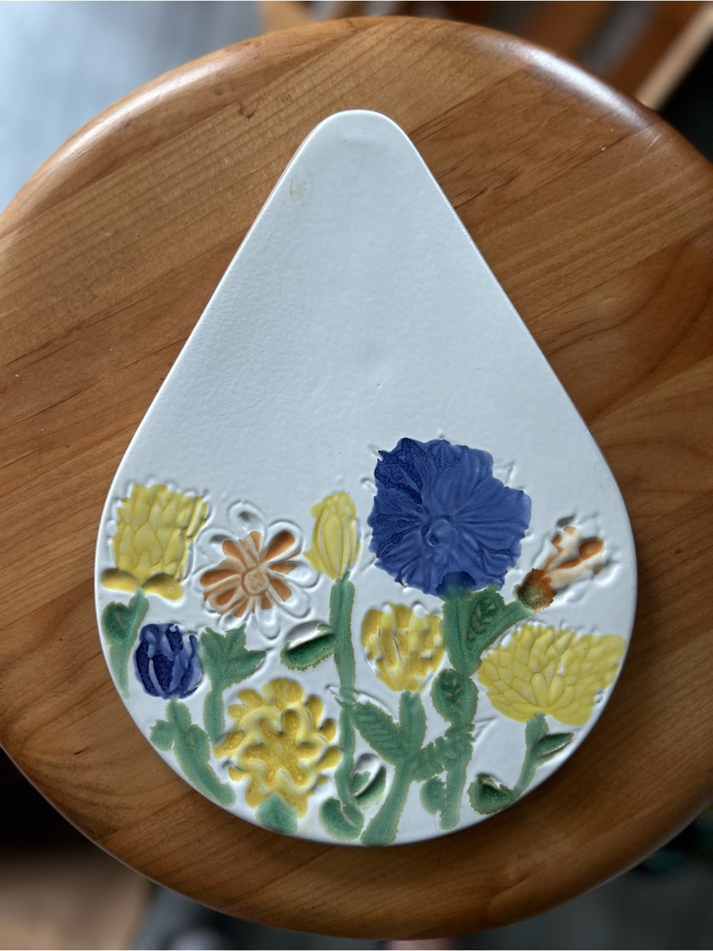 Folkart Bennington Potters 1561 Teardrop Floral Trivet Wall Hanging David Gil